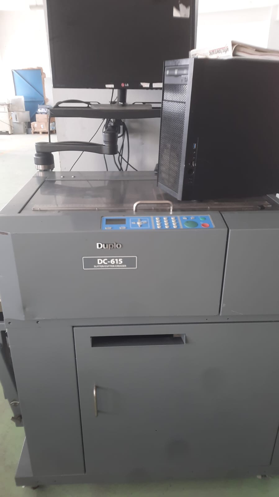 Duplo DC-615 Pro – Machine de finition tout-en-un pour impressions numériques