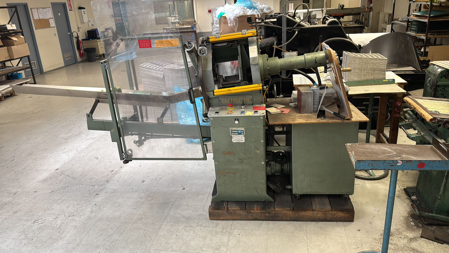 Machine de découpe Busch