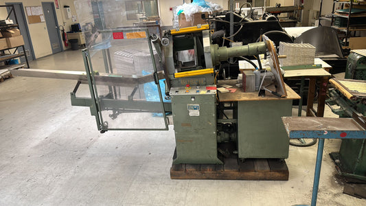 Machine de découpe Busch
