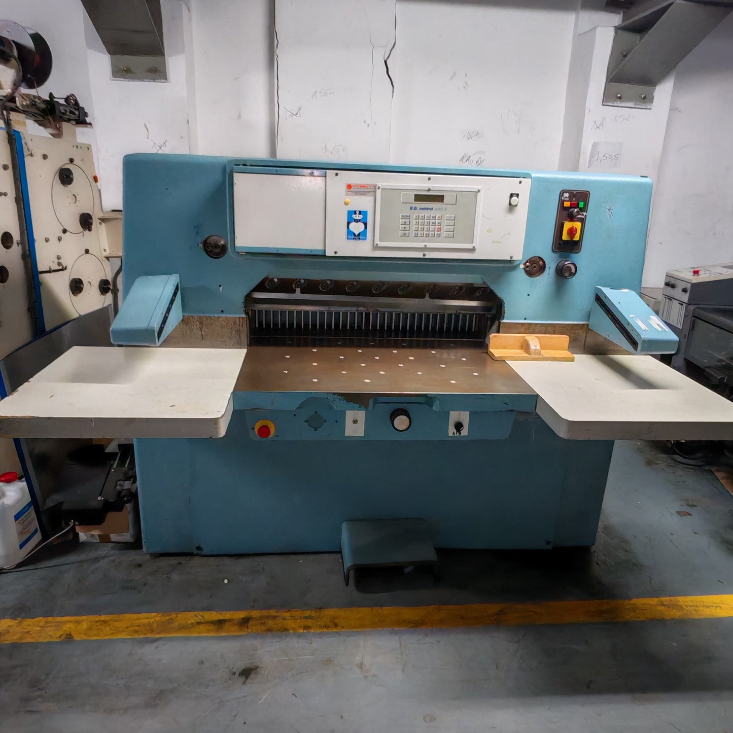 Massicot Wholemberg 92 Programmes