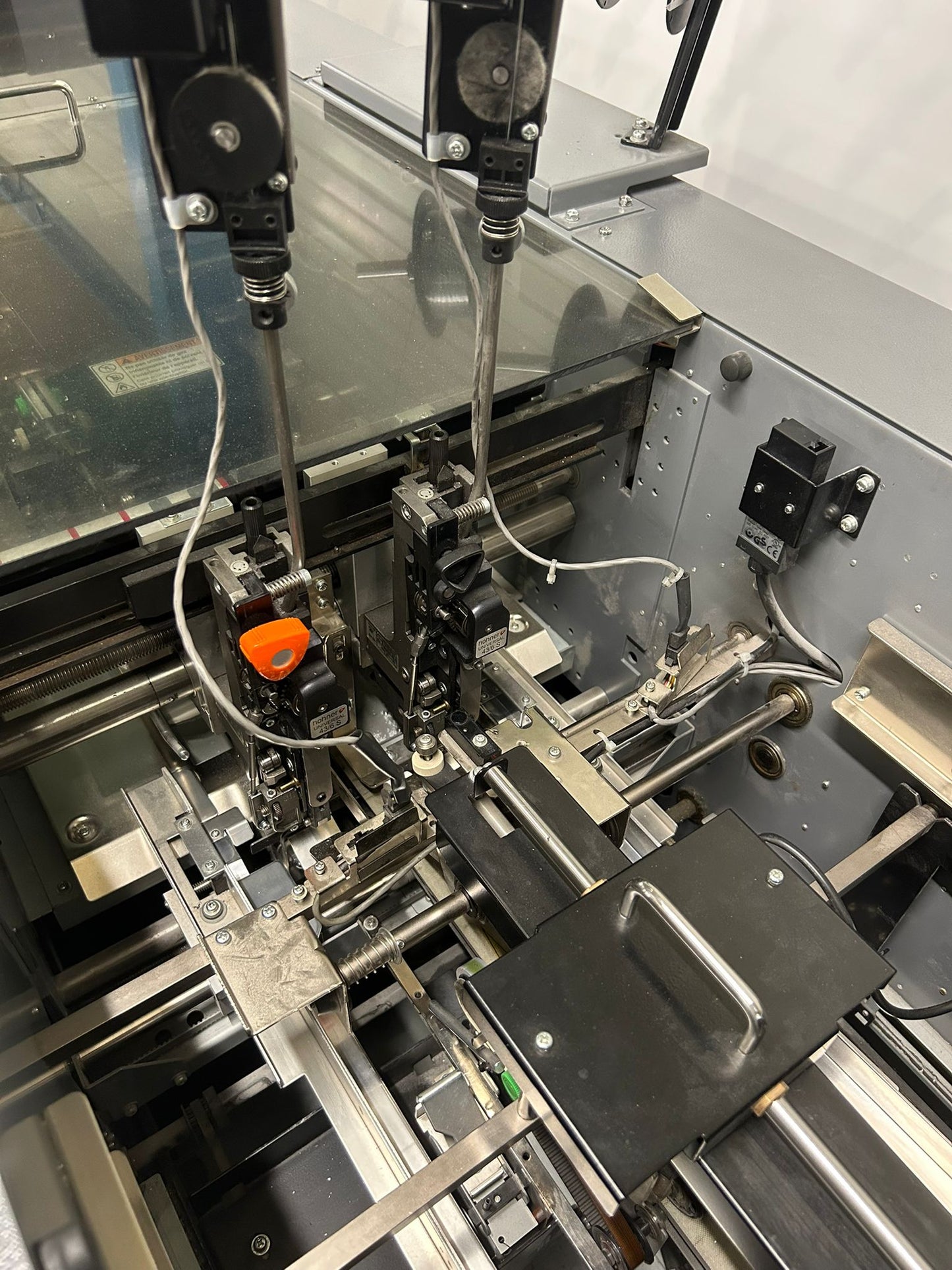 Machine assembleuse piqueuse DUPLO 5000 PRO