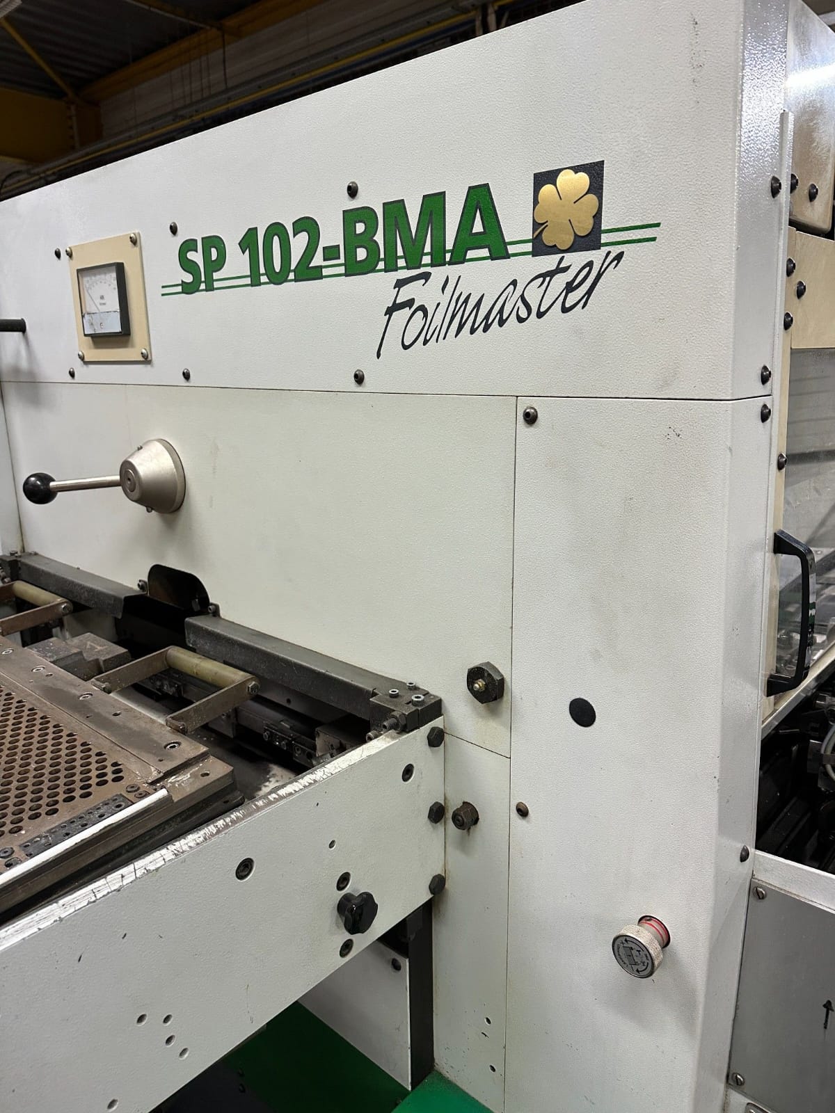 Machine de découpe et dorure à chaud BOBST SP 102 BMA 2001